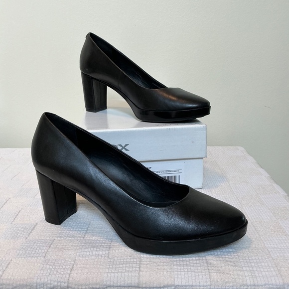 GEOX Walk Pleasure Black Block Heel Pumps, Size 8 - Picture 2 of 7